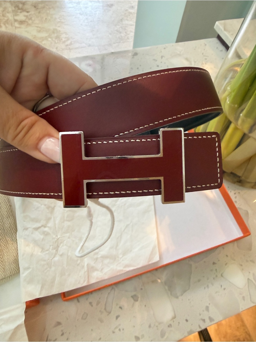 Hermes reversible Burgundy/Black Leather Belt with Red Enamel H Buckle 85